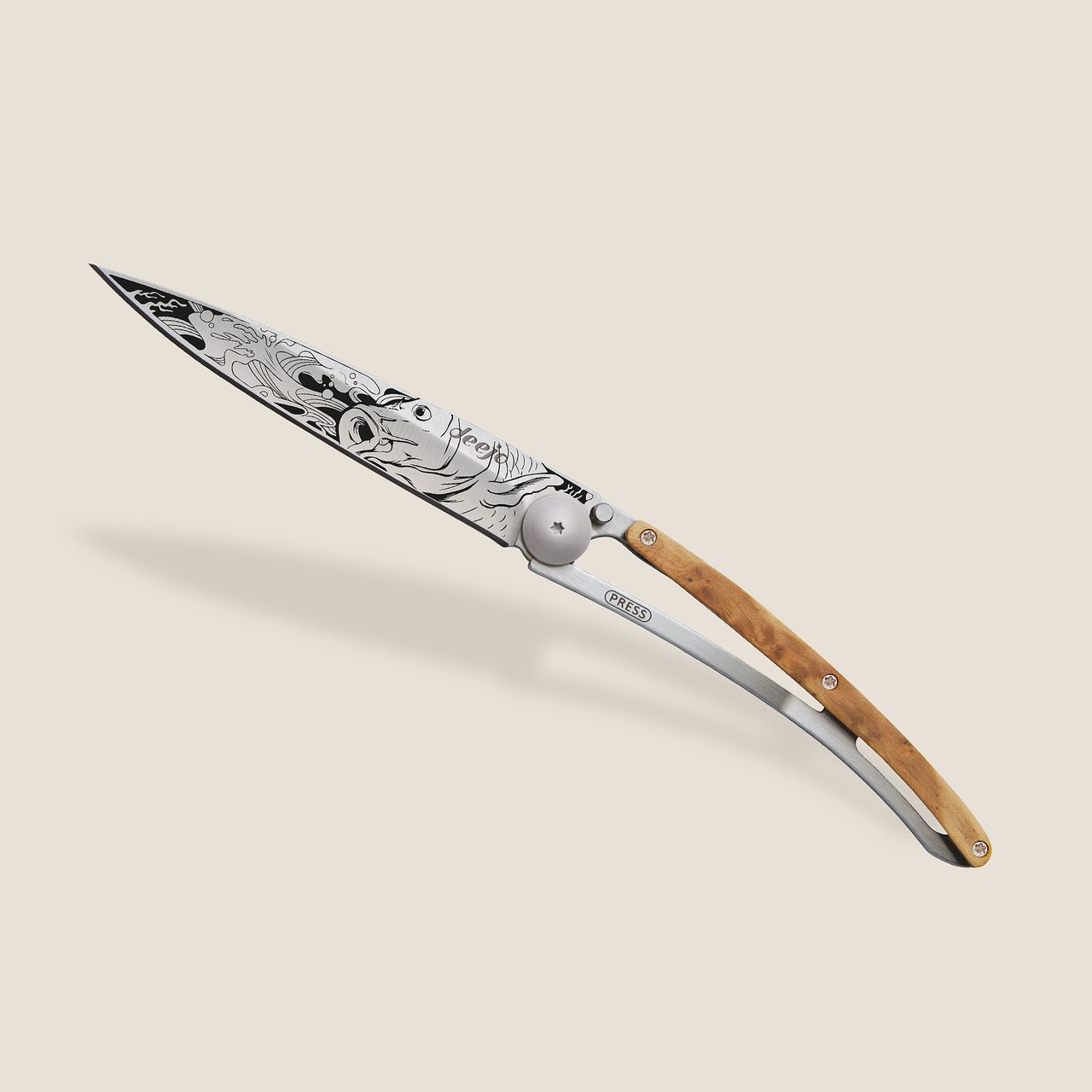 Couteau DEEJO 37gr Genévrier / Carpe